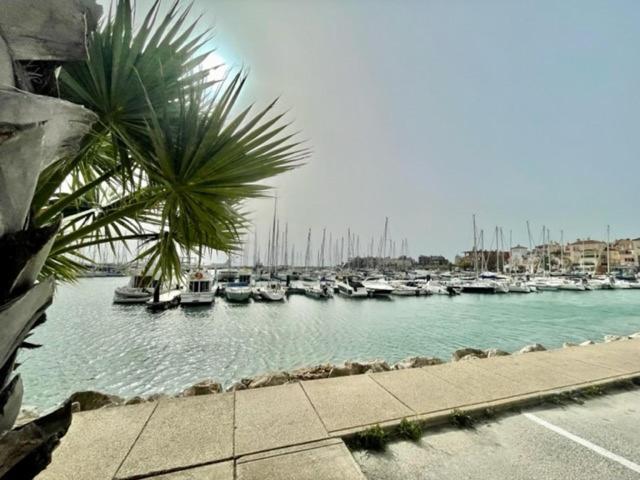 Gatu Sherry, Junto Puerto Deportivo Y Playa " Preferente Mayores De 25 Anos Y Familias " Ель-Пуерто-де-Санта-Марія Екстер'єр фото